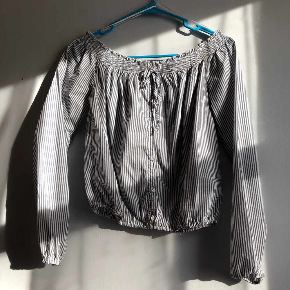aeropostale cropped long sleeve shirt